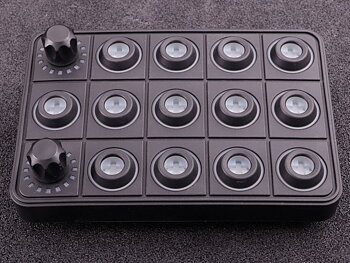 CAN keypad (13 keys + 2 rotary encoder) multi color LED