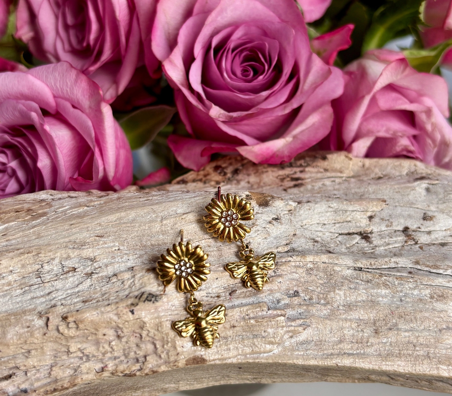 Örhängen "Cubic Zirconia Honeybee Drop" - 2