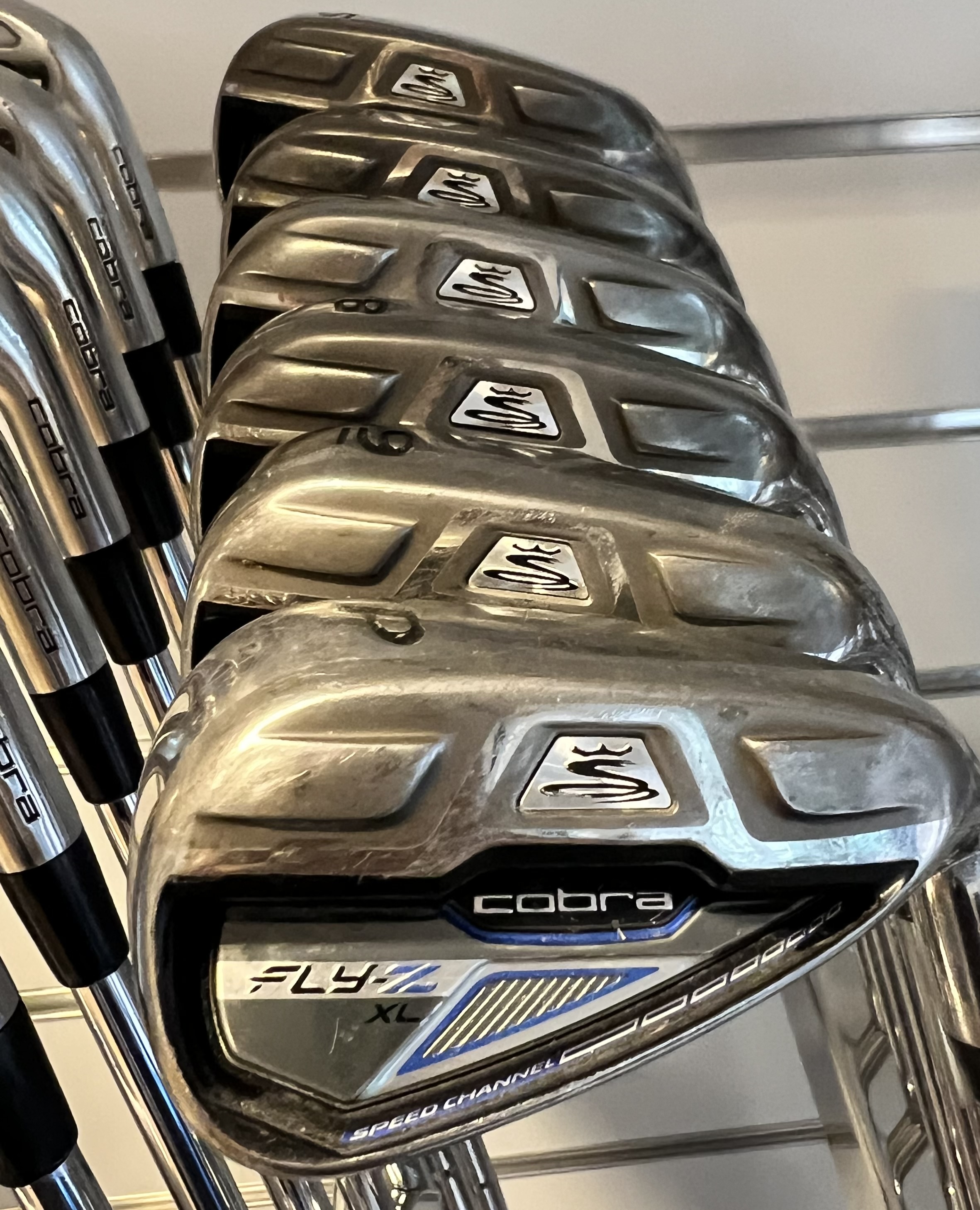 Cobra Fly-Z Järnset