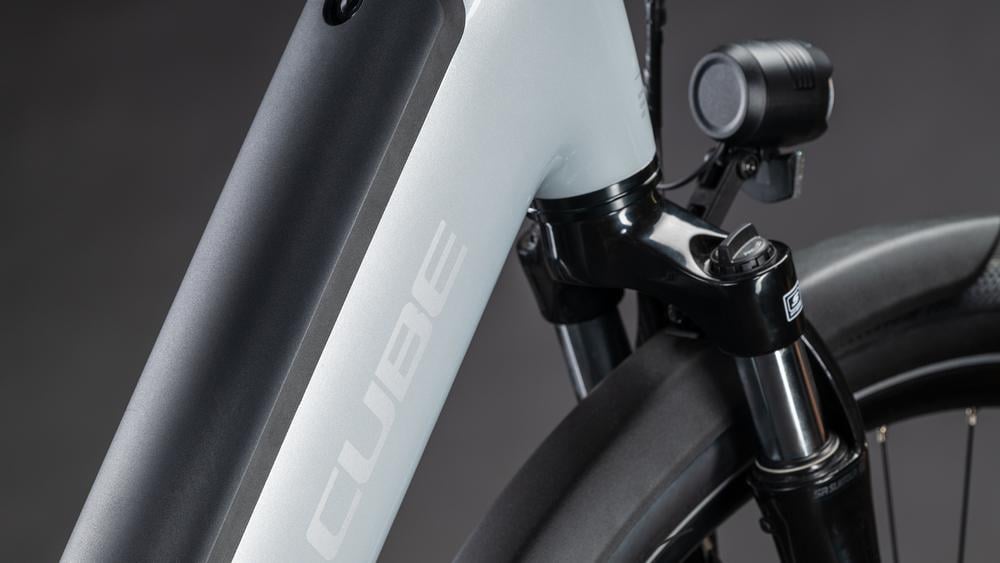 Cube Supreme Hybrid Comfort ONE 600 foggrey´n´reflex - 3