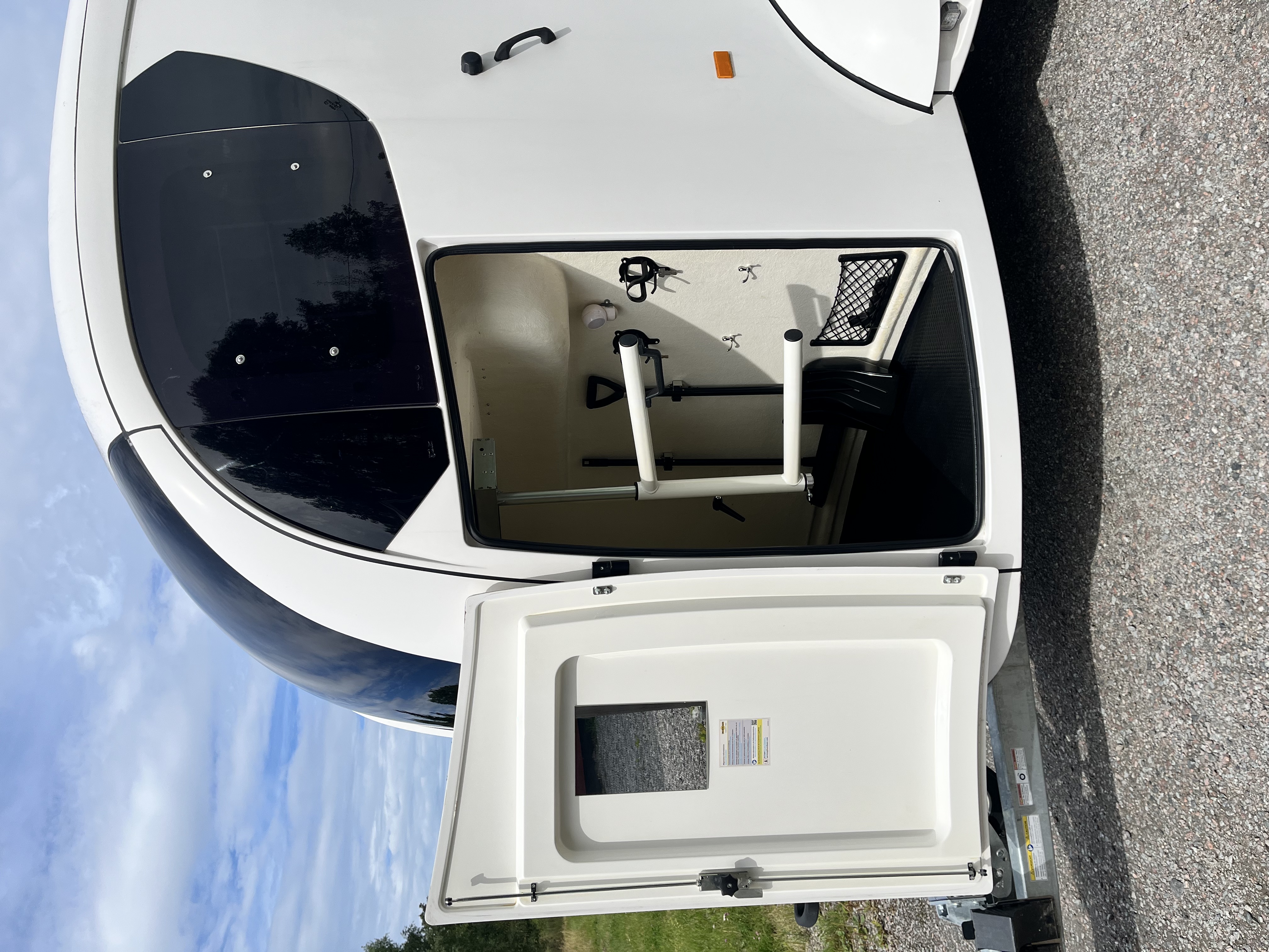 Hästtransport HUMBAUR MAXIMUS II S 2022 (PRISSÄNKT) (FRI frakt) - 7