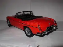 MGB   MK1  1966  1 :18 Kyosho  (Ytter Kartong ej orginal ) - 2