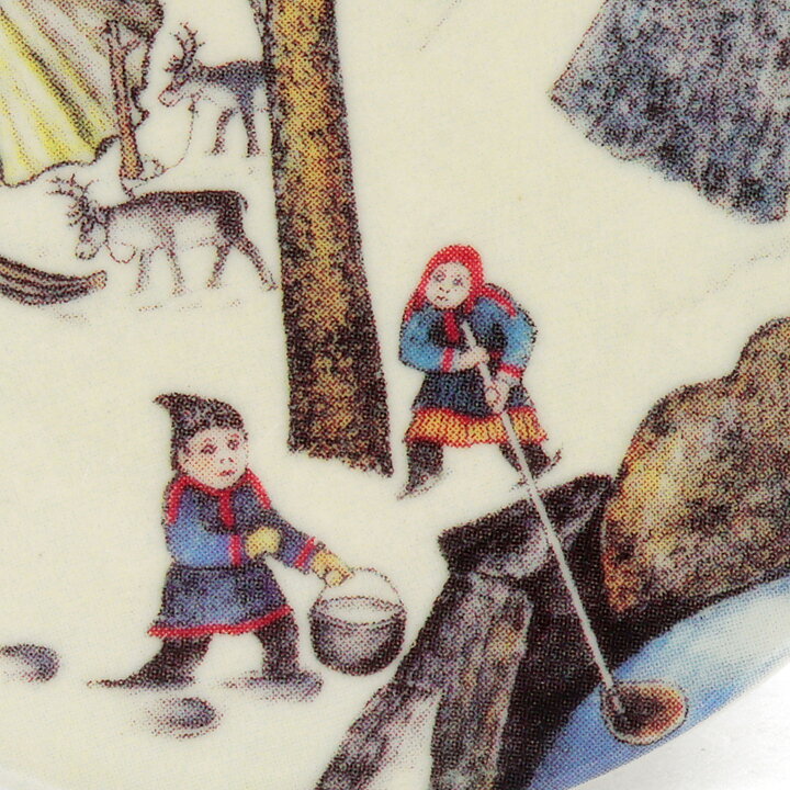アンドレアス・アラリエスト  Lappiシリーズ  陶板 「水汲み」12cm  1990年