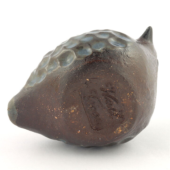 Bengt Wall (1960s) Brown Swelling  Bird  with Relief Decor 6 cm