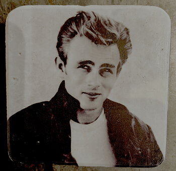 Glasunderlägg – James Dean i Ung Rebell