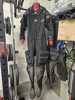 Waterproof D1 Hybrid, Men's M