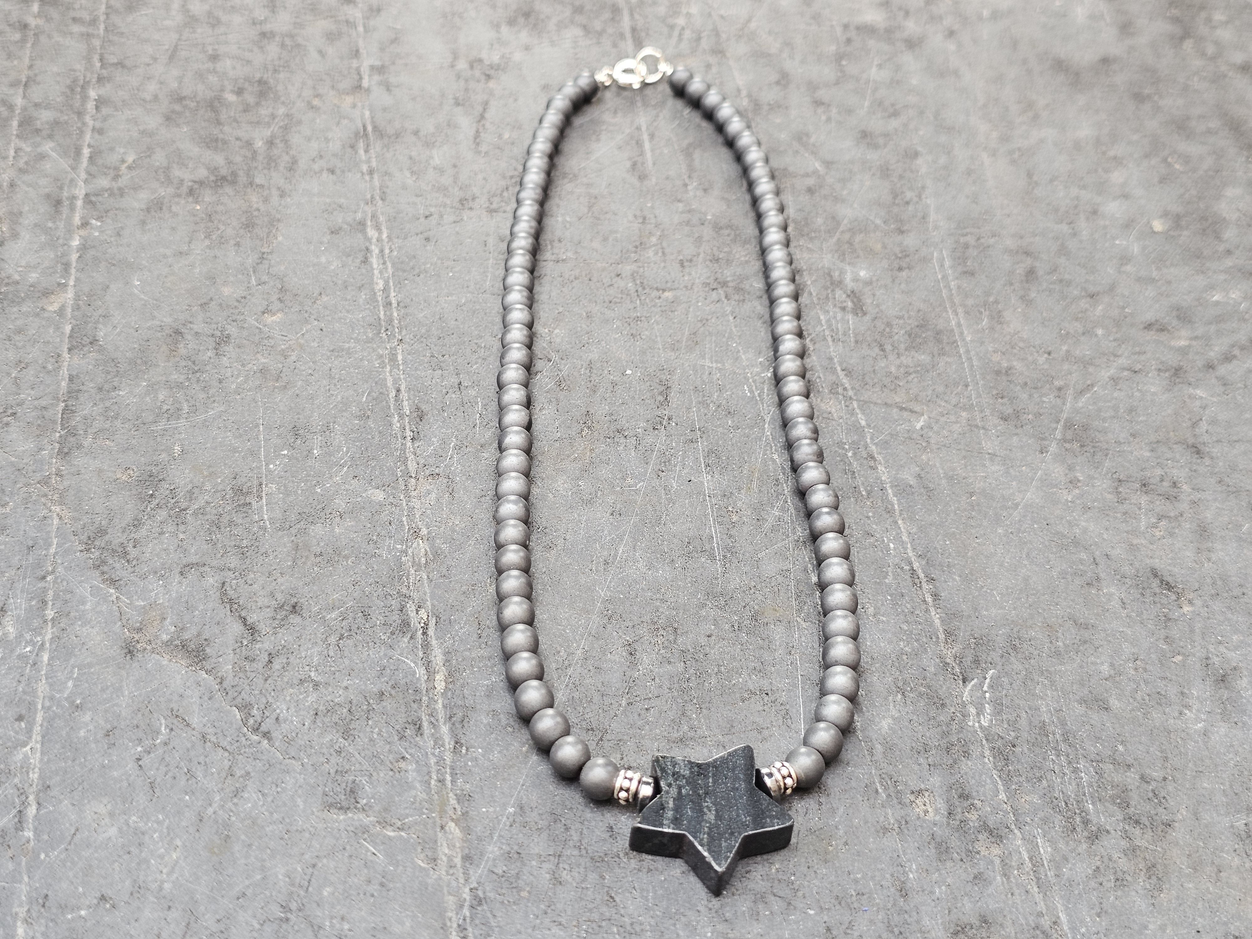 Stjärnhalsband med svensk hematit, ca. 45cm, 925-silver - 2