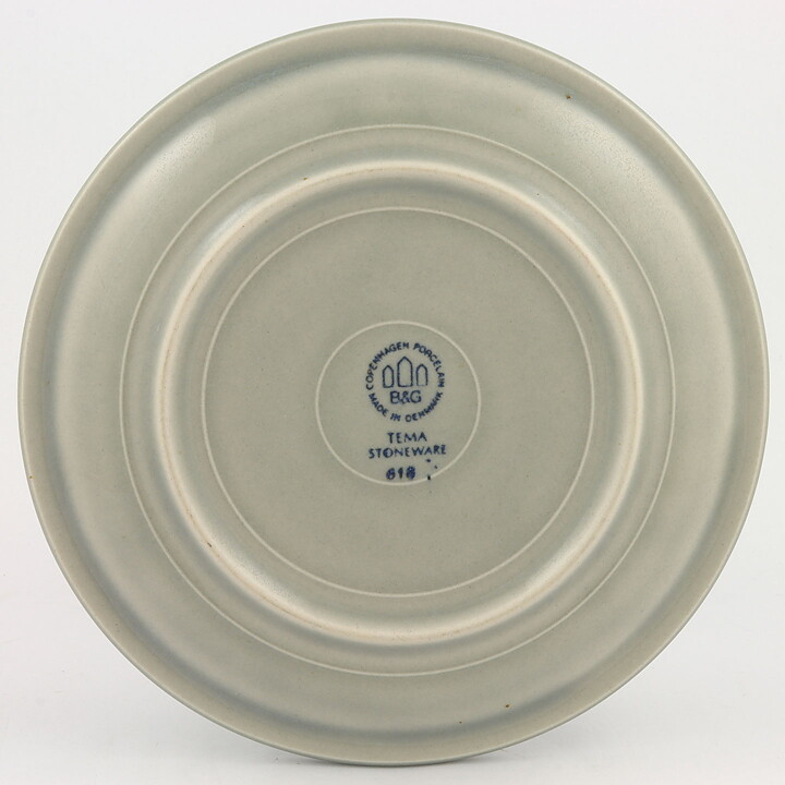 Jens Quistgaard (Tema 1970) Rustic Plate with Brown Decor 19 cm  [Sample Images]