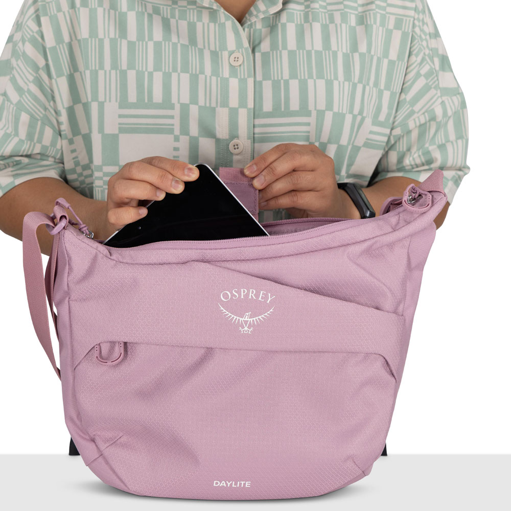 Lätt handväska - OSPREY Daylite Crossbody Pouch Iris Pink - 8