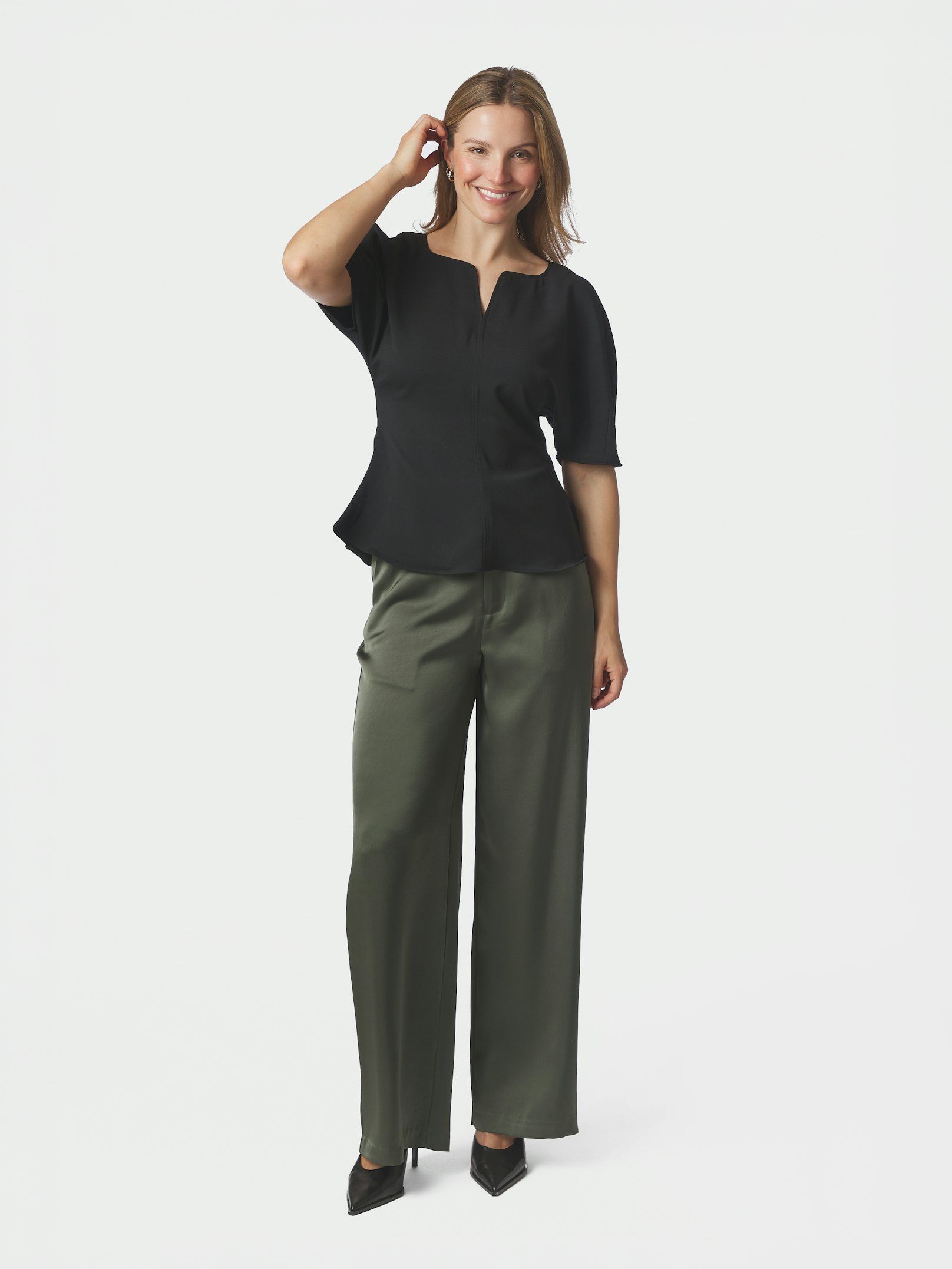 Neo Noir -Josine Crepe Blouse  Black - 6