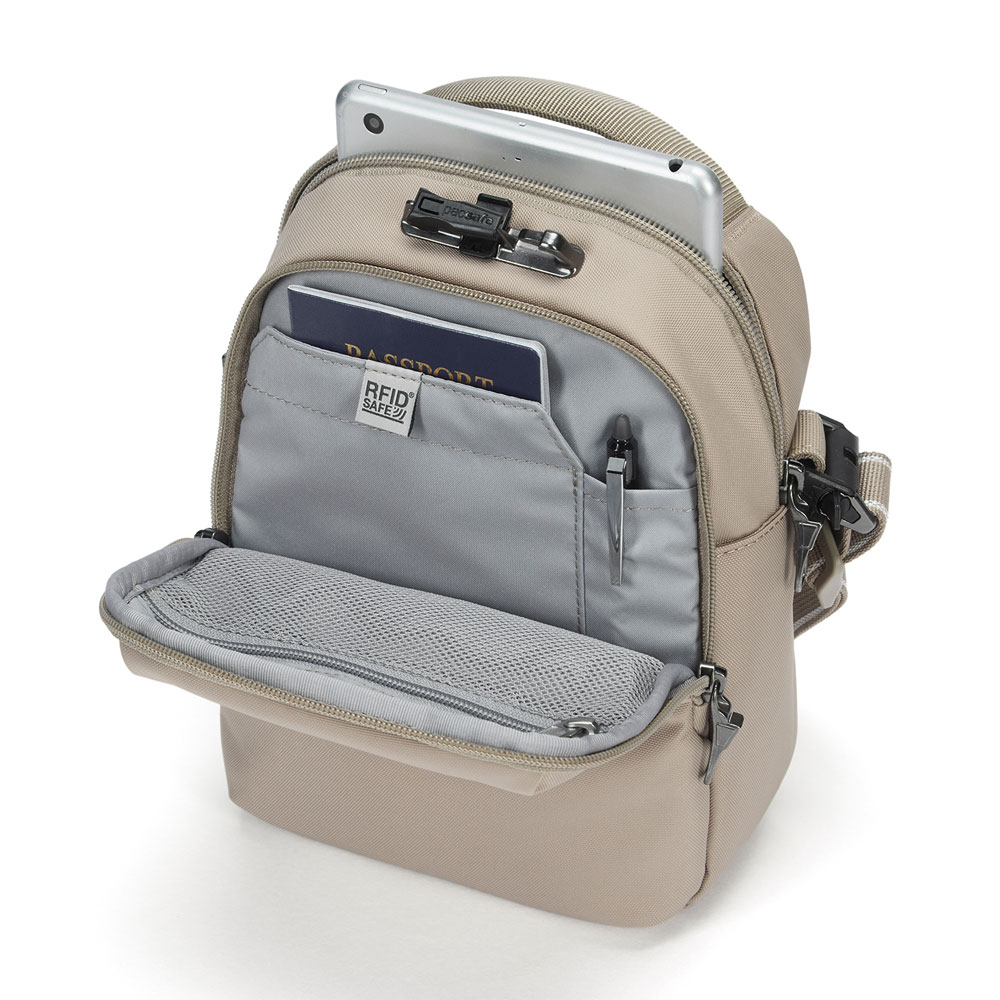 Stöldsäker axelremsväska - PACSAFE V Companion Crossbody Beige - 7