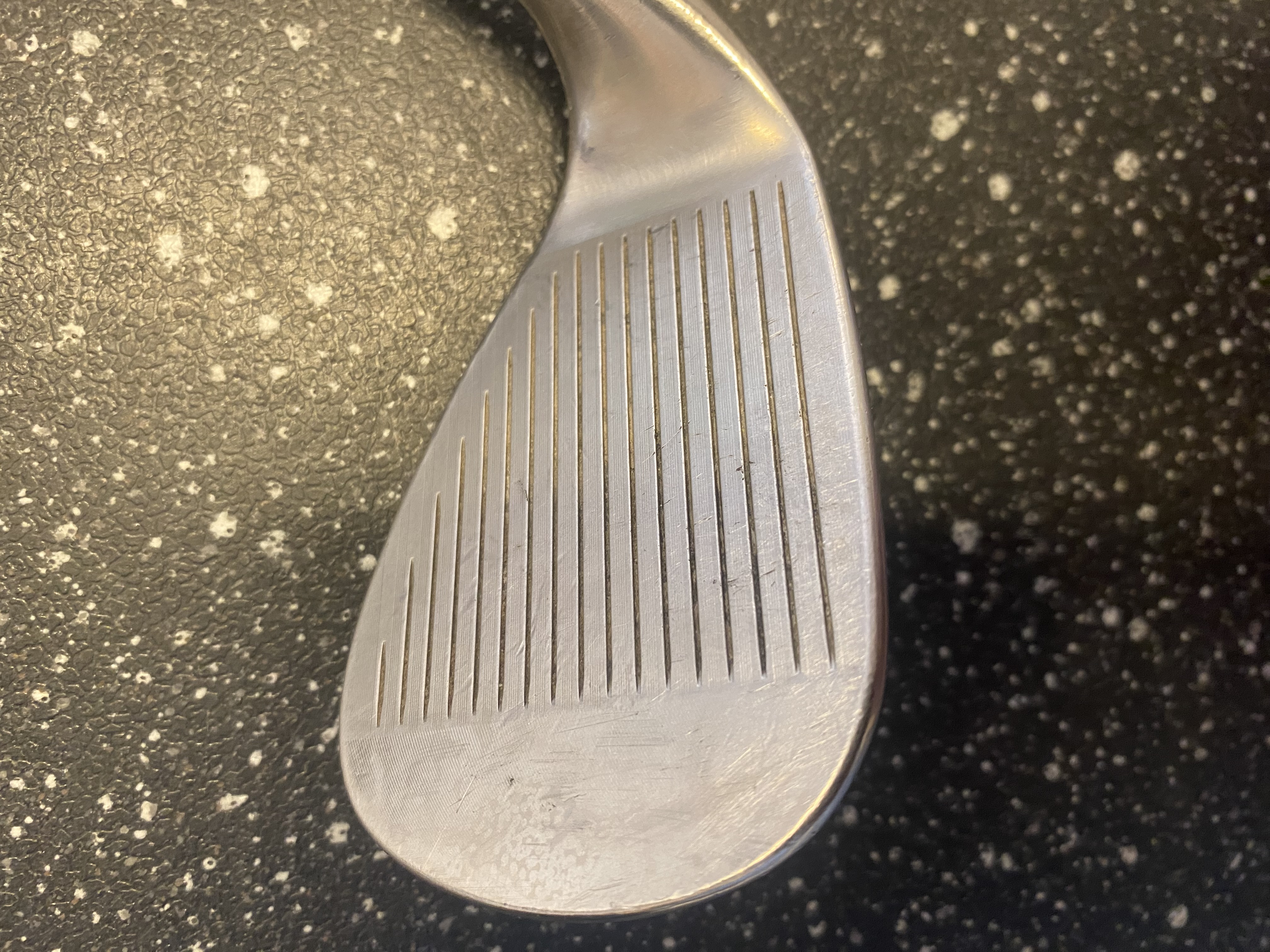 Titleist Vokey SM8  56 grader - 2