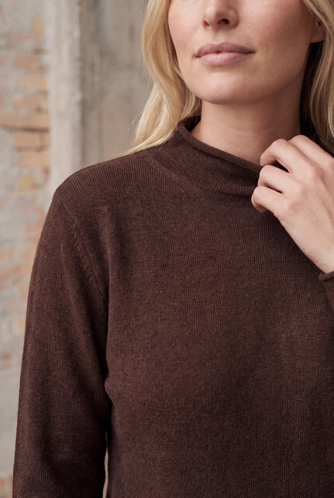 Frigga A-shape Pullover - Dark Brown Melange - Isay