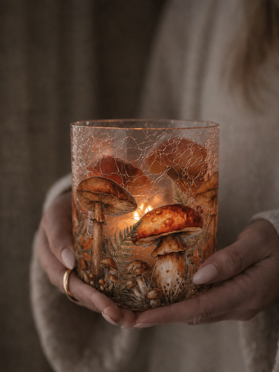 Ljuslykta - Autumn Forest Mushrooms- 10x12 cm - Majas Cottage