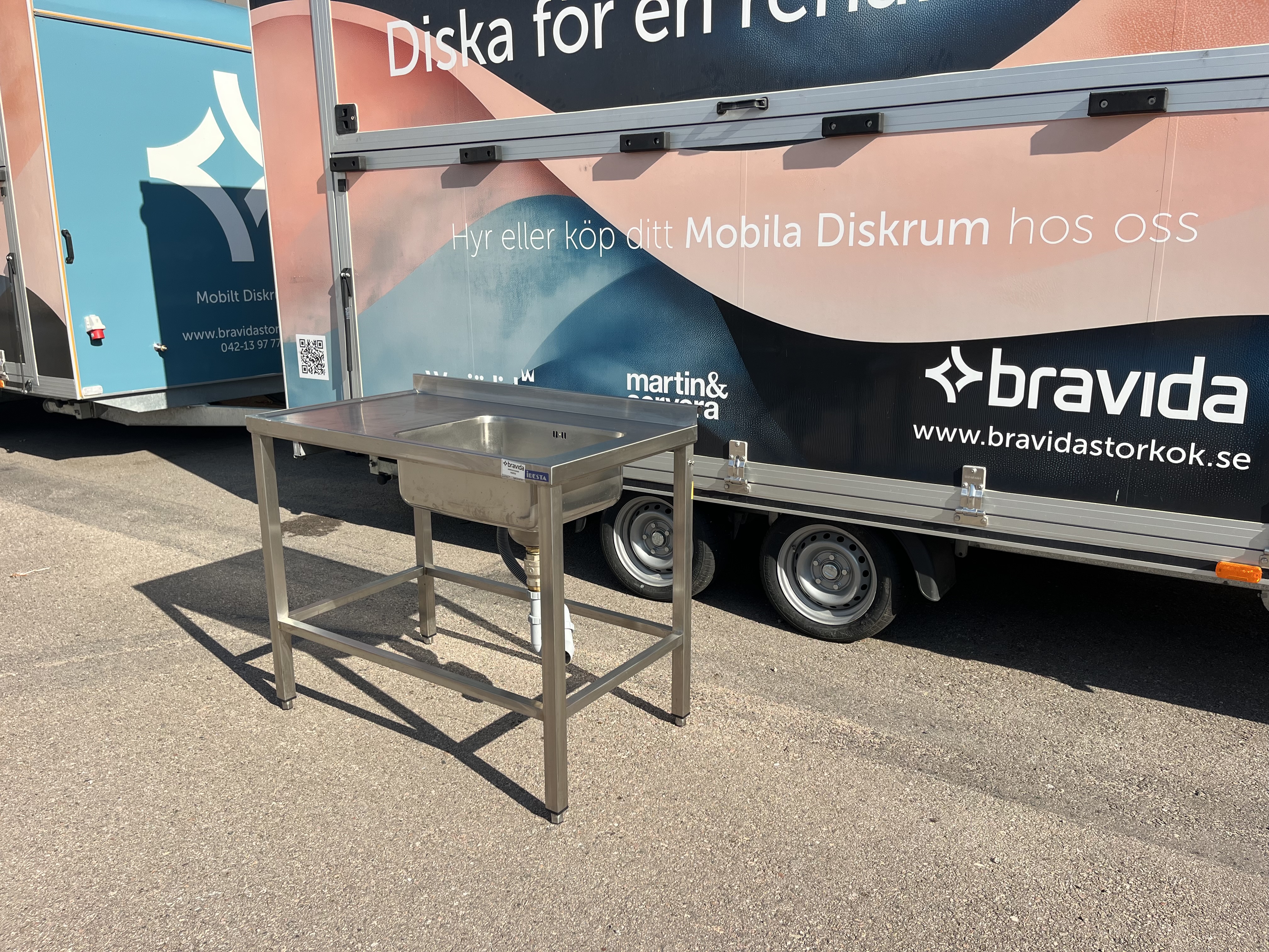 Begagnad rostfri bänk med vask - 3