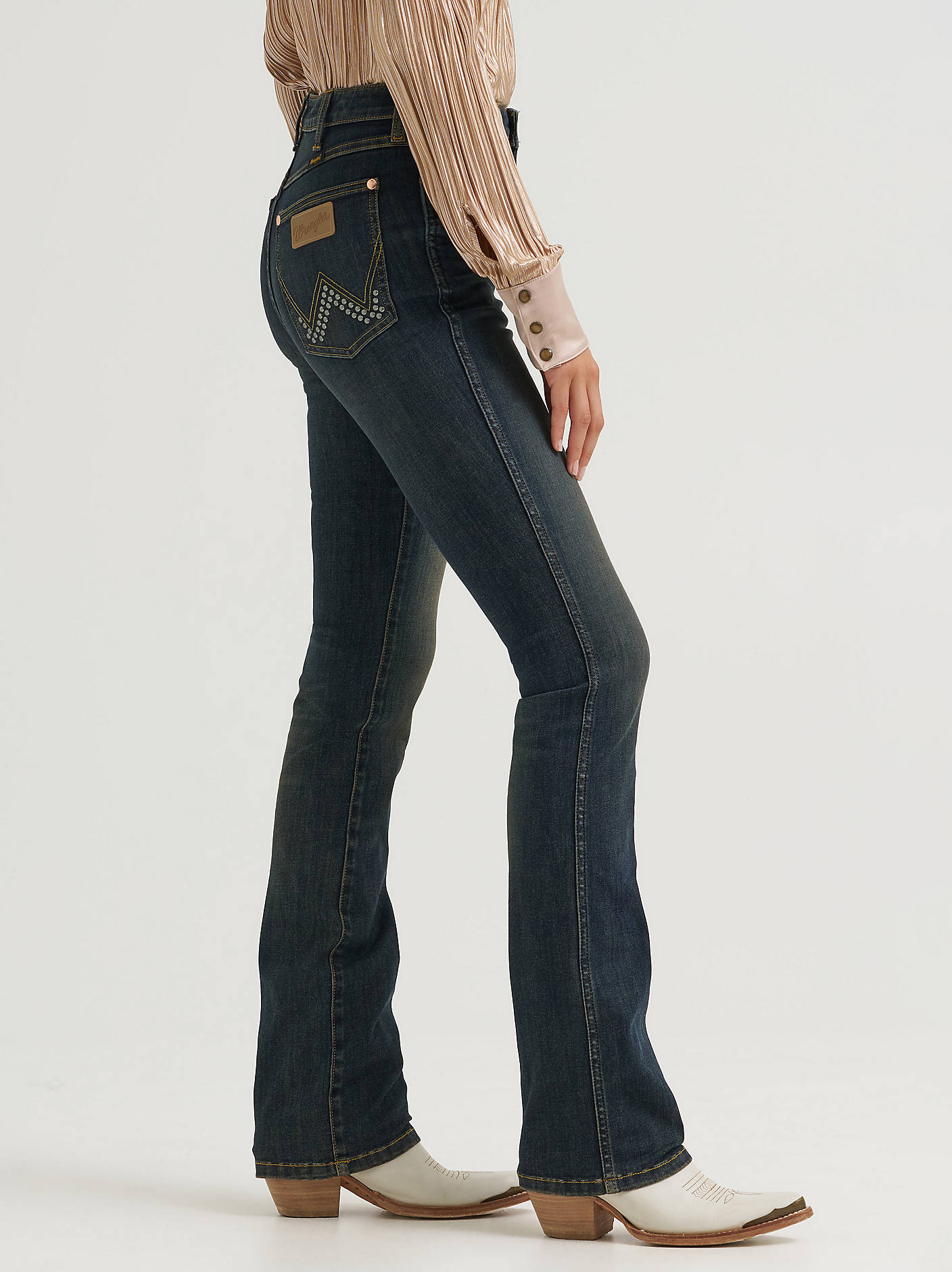 Wrangler X Lainey Wilson jeans  - 5