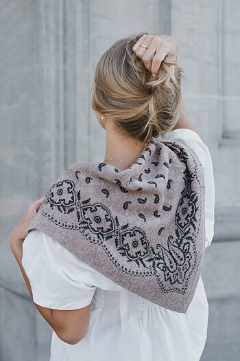 Neo Noir - Adelina Paisley Knit Scarf Beige Melange
