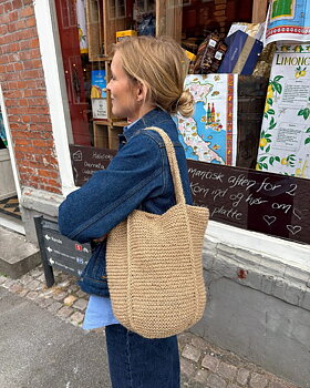 PetiteKnit Julie Bag (15 m rätstick st 4)