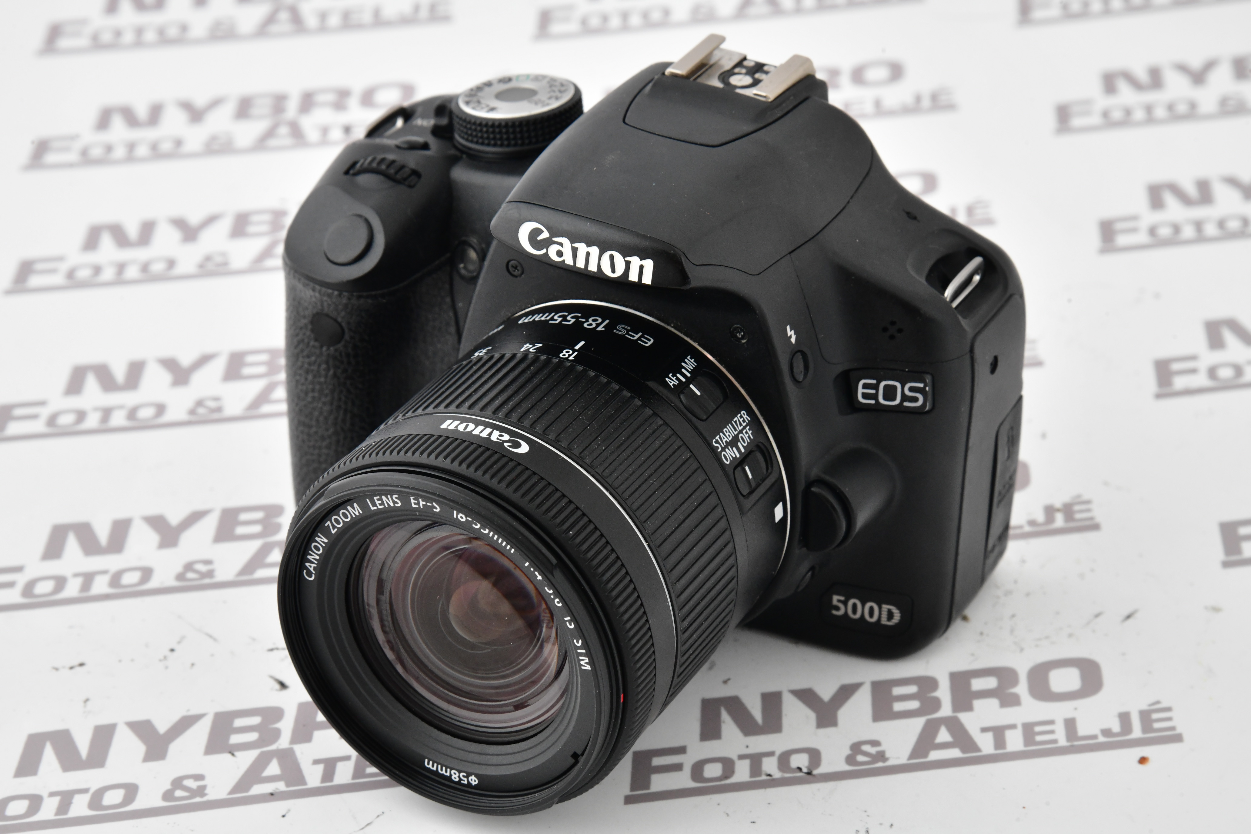 Canon EOS 500D + 18-55/4-5,6 IS  STM