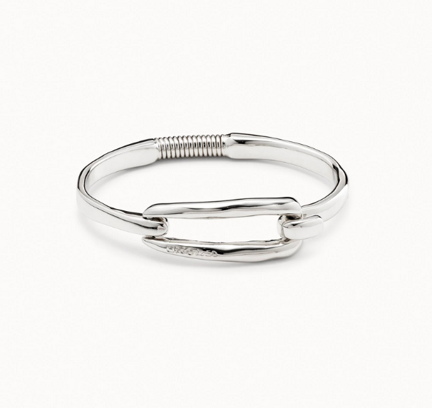 Stelt armband med spänne