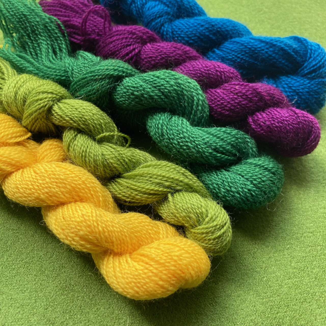 Wool Embroidery Kit 26G 50x50 cm DIY  - 2
