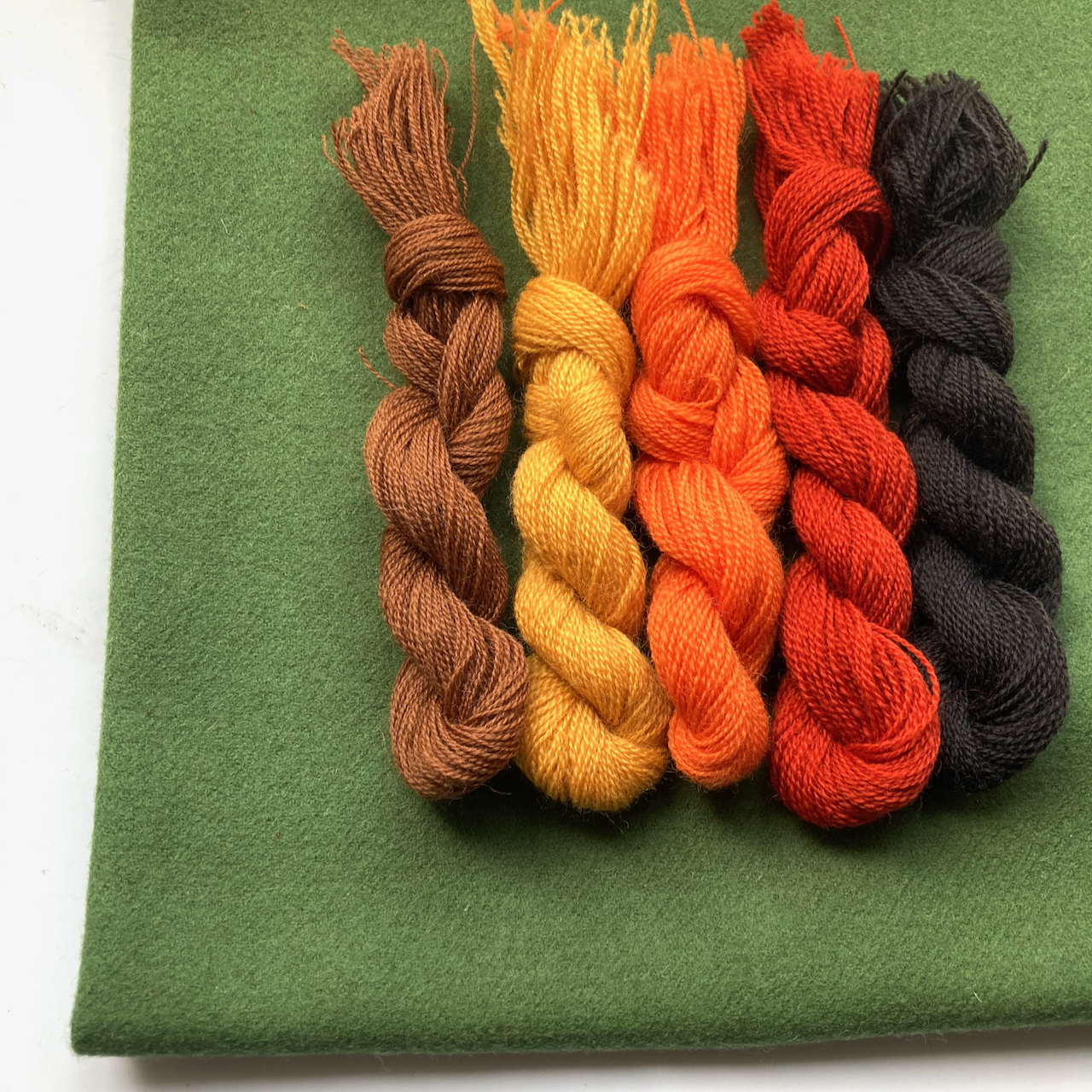 Wool Embroidery Kit 26J 50x50 cm DIY 