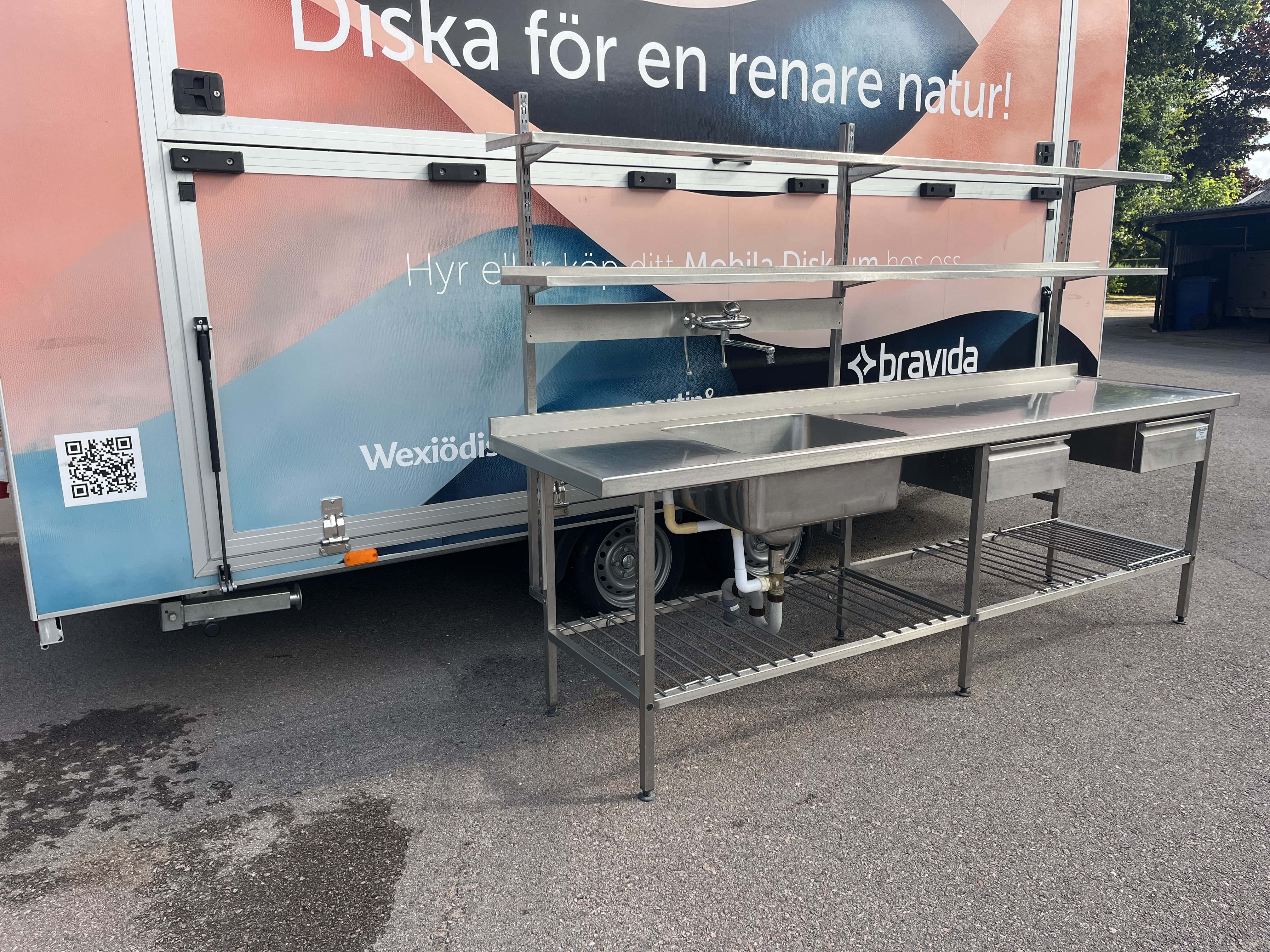 Rostfri bänk med vask - 2