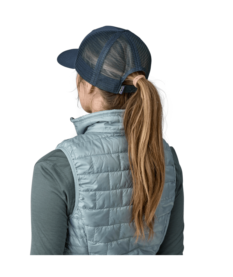 Patagonia keps P-6 logo trucker new navy - 4