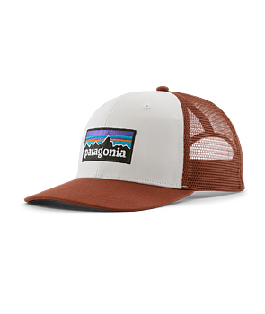Patagonia keps P-6 logo trucker white/rusty red