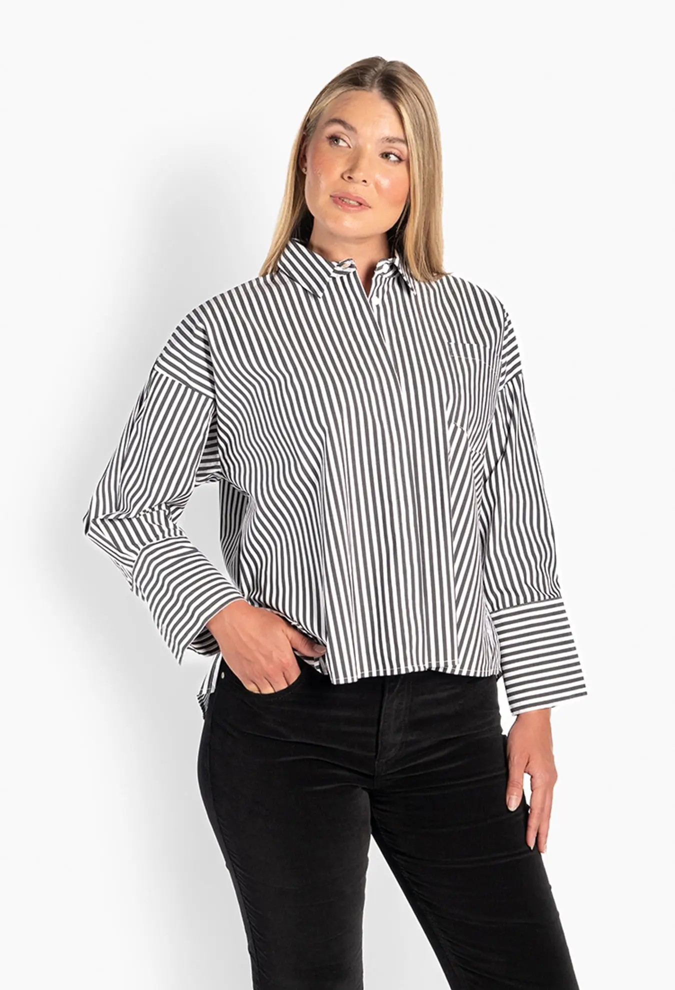 Lilly Shirt - Jet Black - HÉST