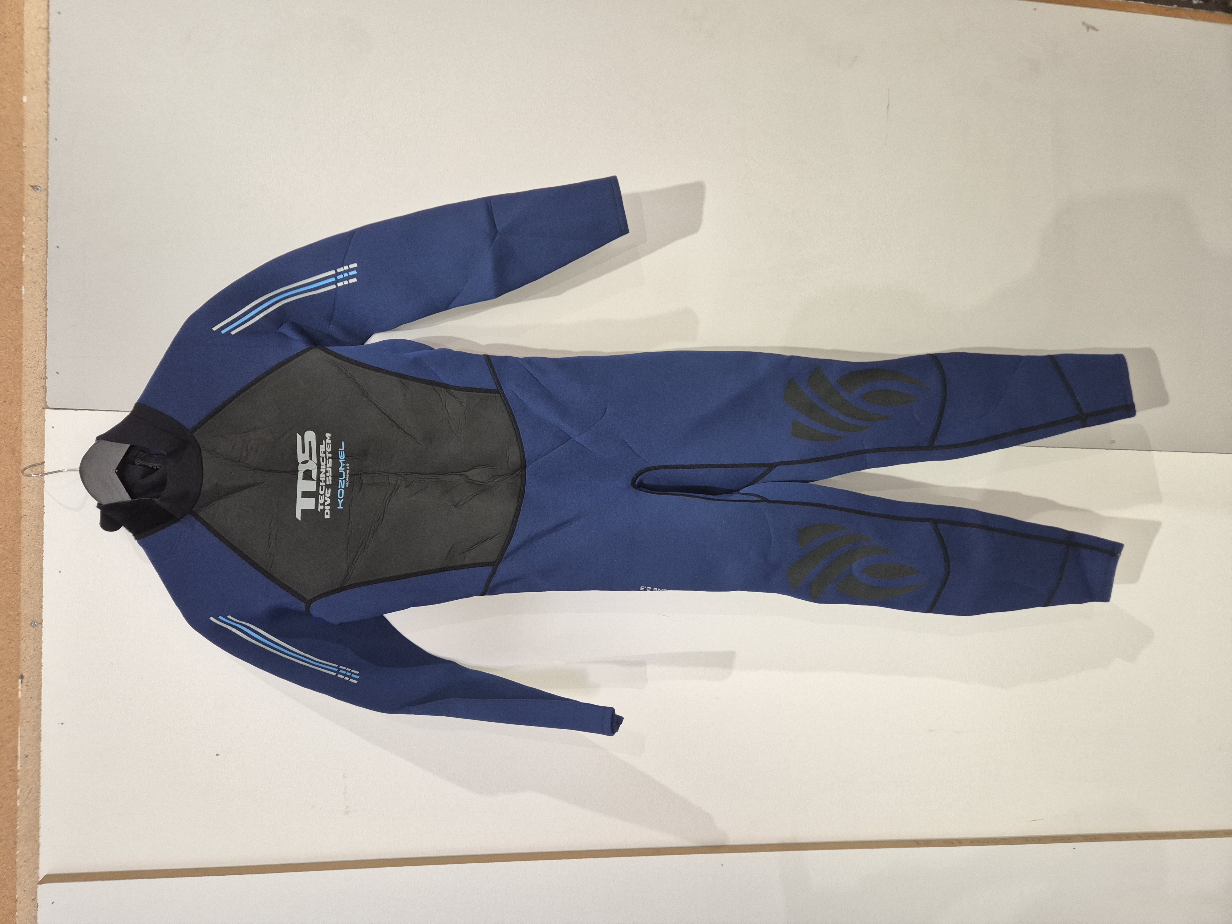  KOZUMEL WETSUIT 2.3mm, M  *NY* - 2