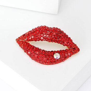 Brosch lips
