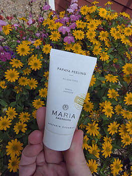 Köpkampanj  Papaya Peeling 30 ml  - Handla MARIA ÅKERBERG för 600kr så får du denna gåva, värde 79kr
