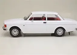 Volvo 142    1973   1:18 MCG