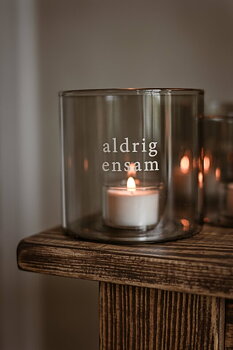 Majas Lykta – Aldrig Ensam – Smoke