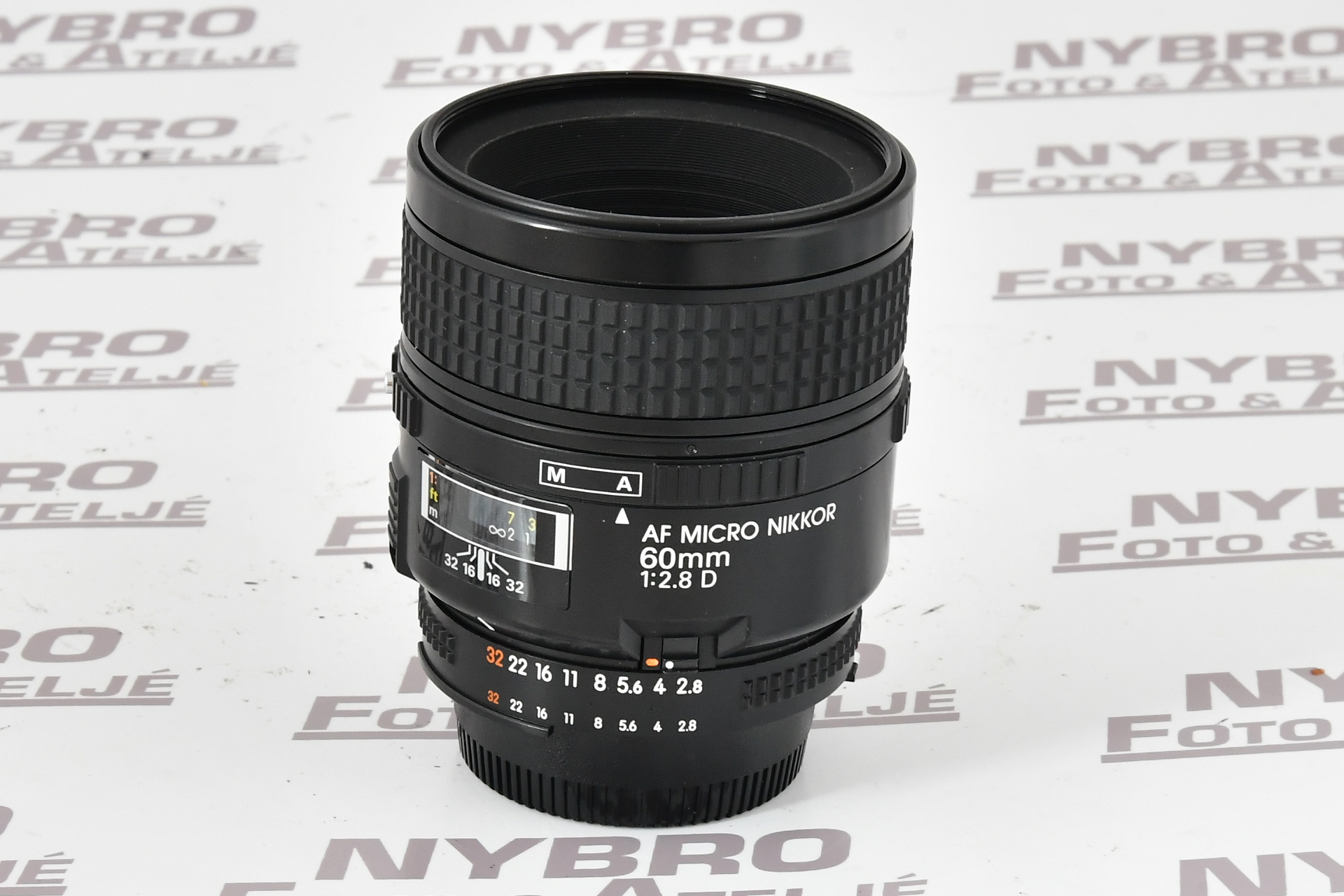 Nikon AF Micro Nikkor 60/2.8D - 2