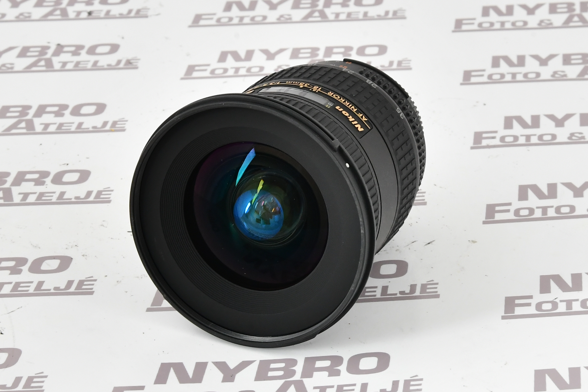 Nikon AF Nikkor 18-35/3.5-4.5 D IF-ED