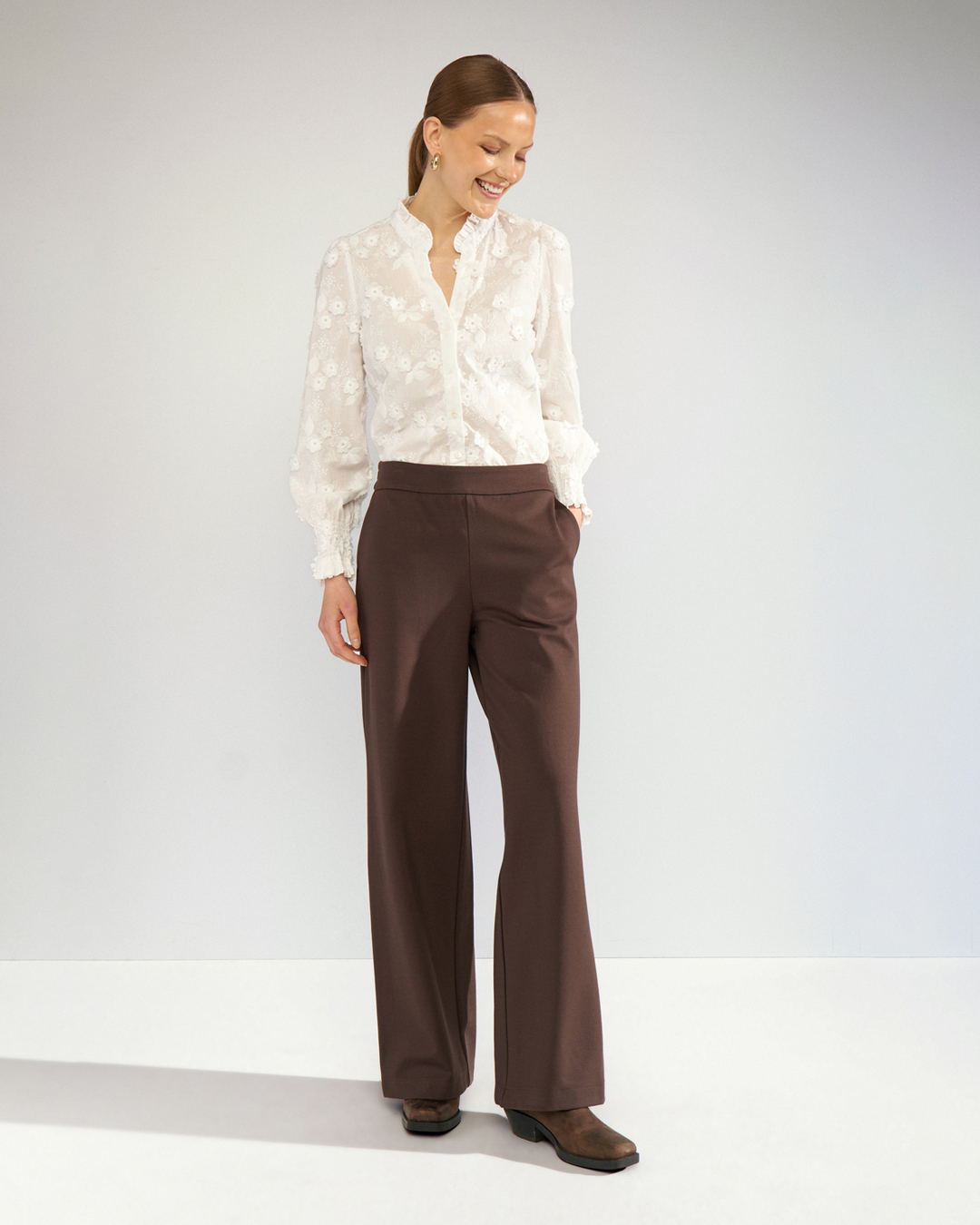Blus Lenea broderade blommor offwhite - 5