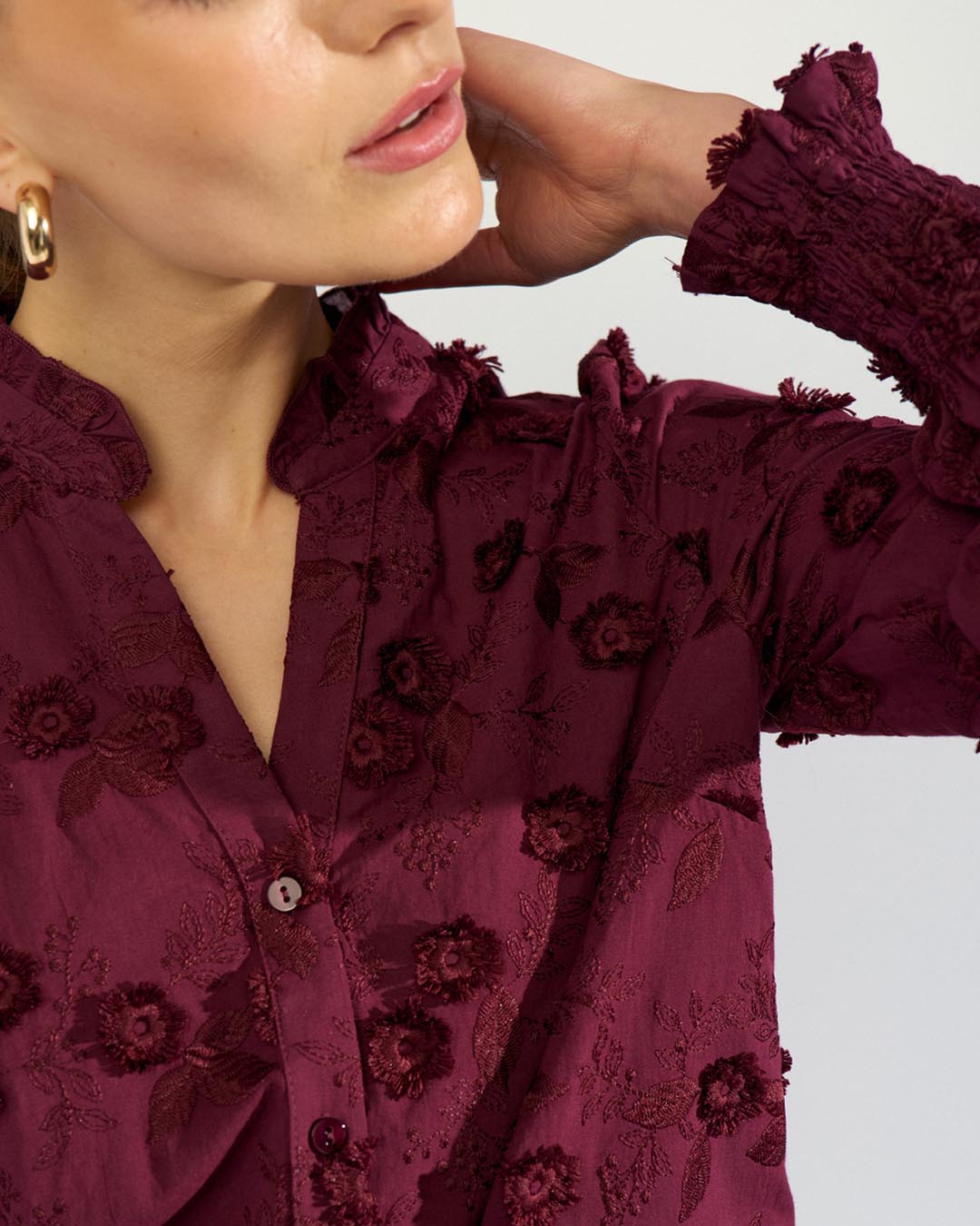 Blus Lenea broderade blommor vinröd - 3