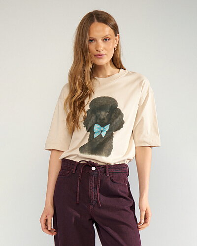 Topp Tova med svart pudel beige