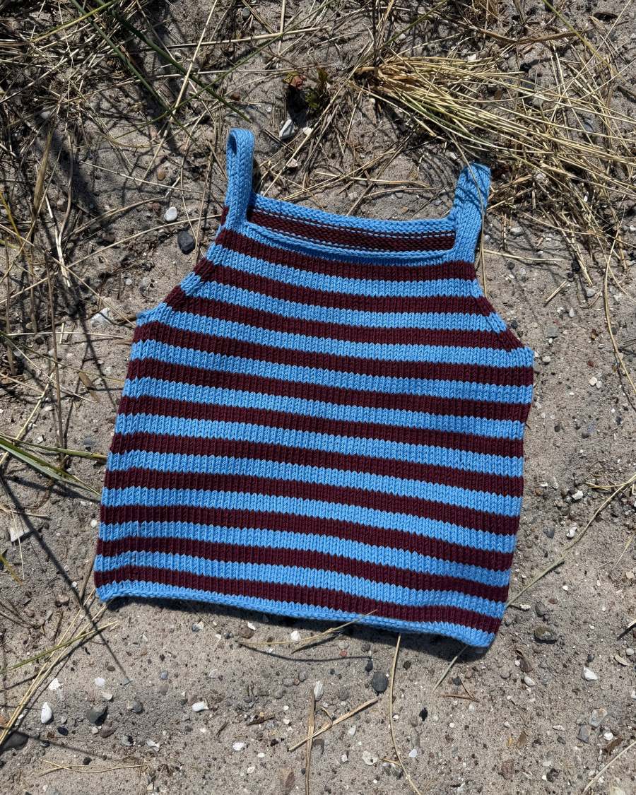 PetiteKnit Emmy Top junior (1-12 år) (20 m st 3,5) - 2