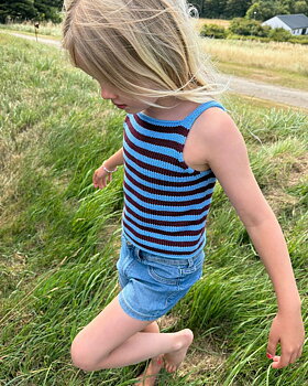 PetiteKnit Emmy Top junior (1-12 år) (20 m st 3,5)