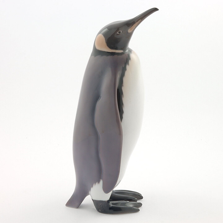 Bing & Grøndahl (20th Century) Penguin 27 cm #2166