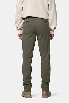 Gröna (dark green) chinos i Cosy Twill, och modern passform (Meyer / Bonn)