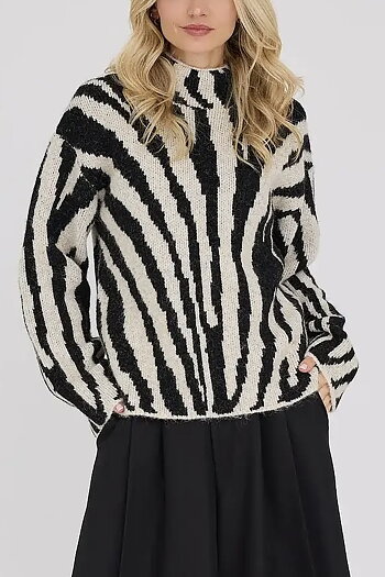 A-View - Zebra Knit Pullover Black / Offwhite