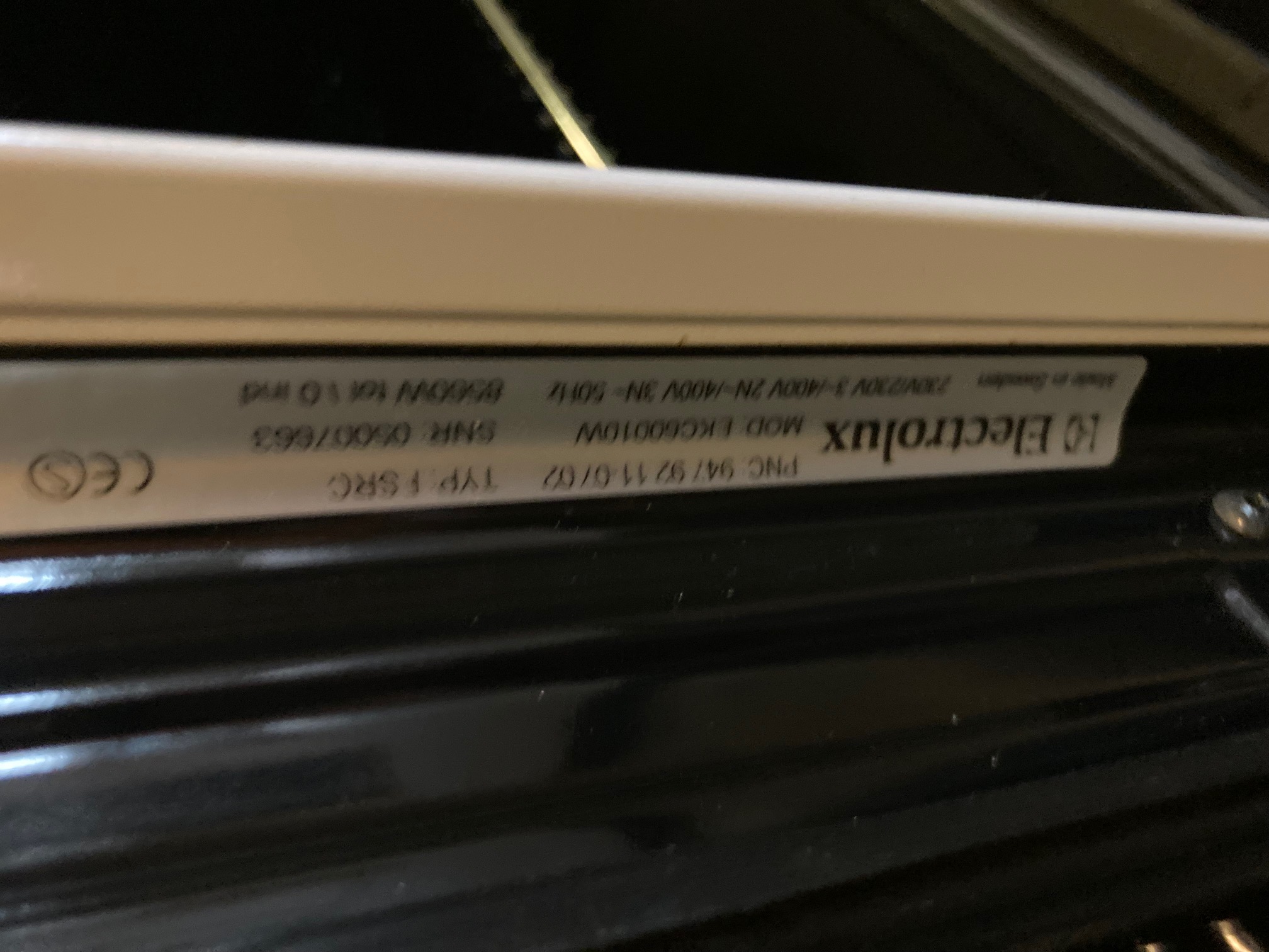Electrolux spis med glaskeramikhäll – EKC6010W - 3