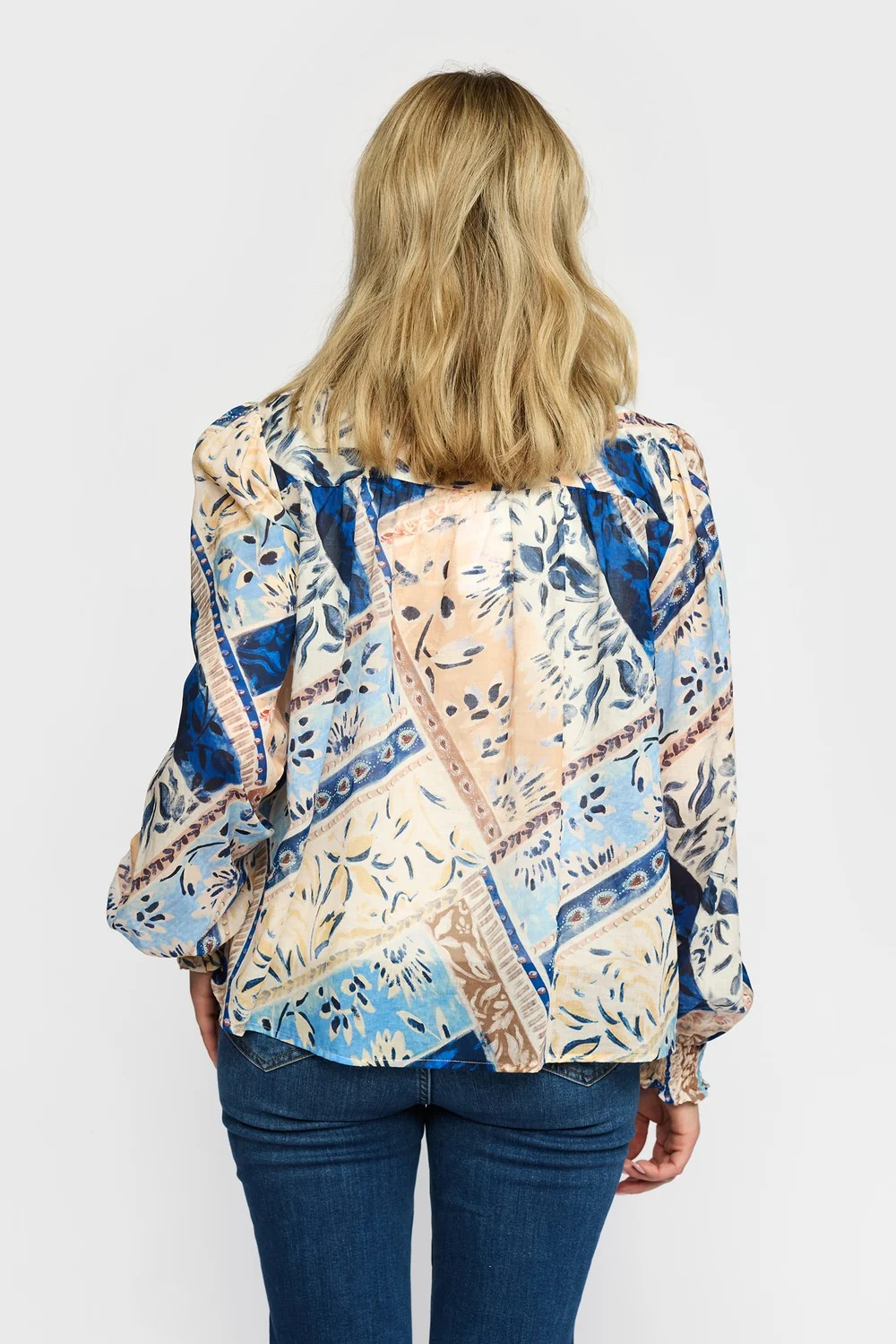 Fia Blus - 2-Biz - 4