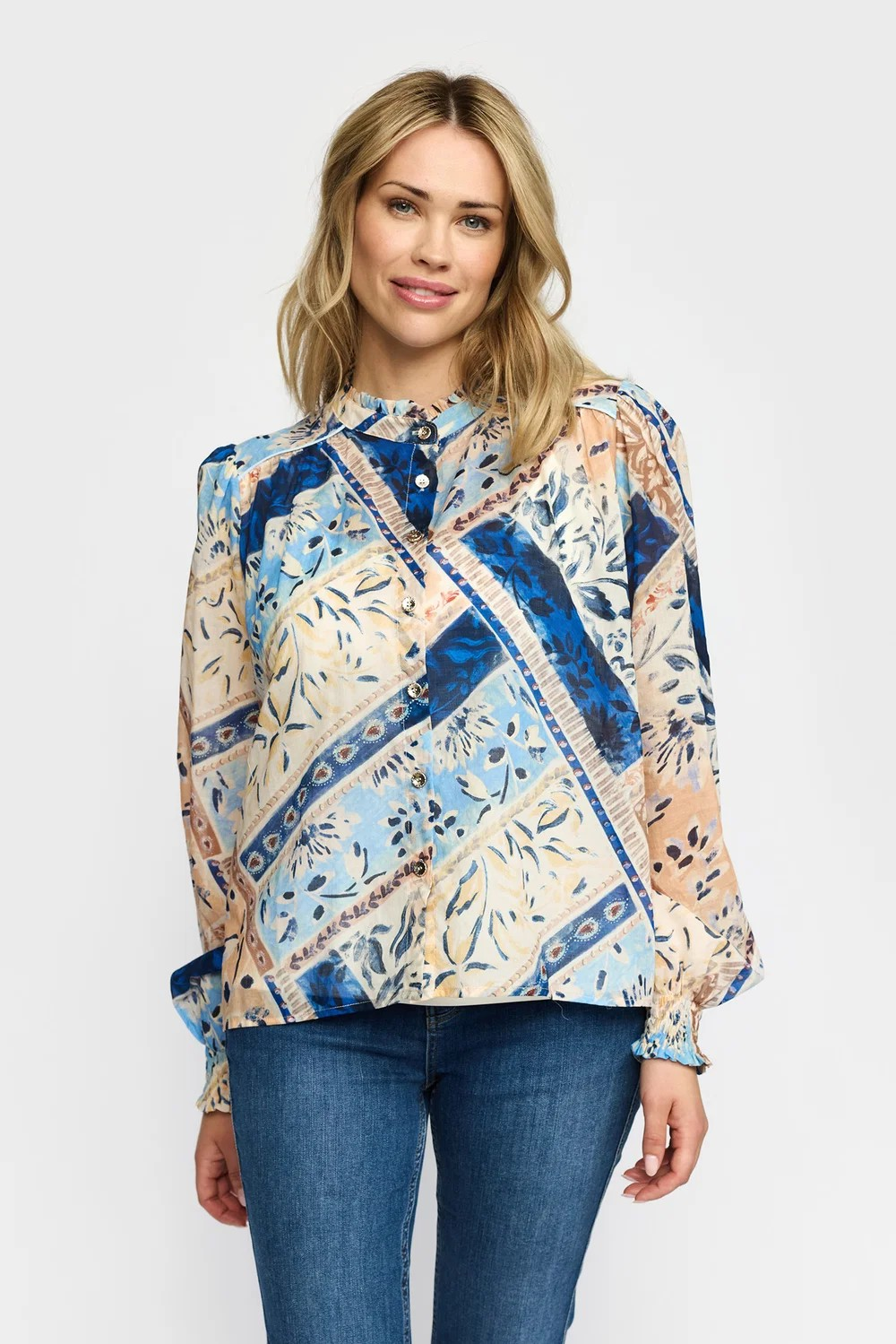 Fia Blus - 2-Biz