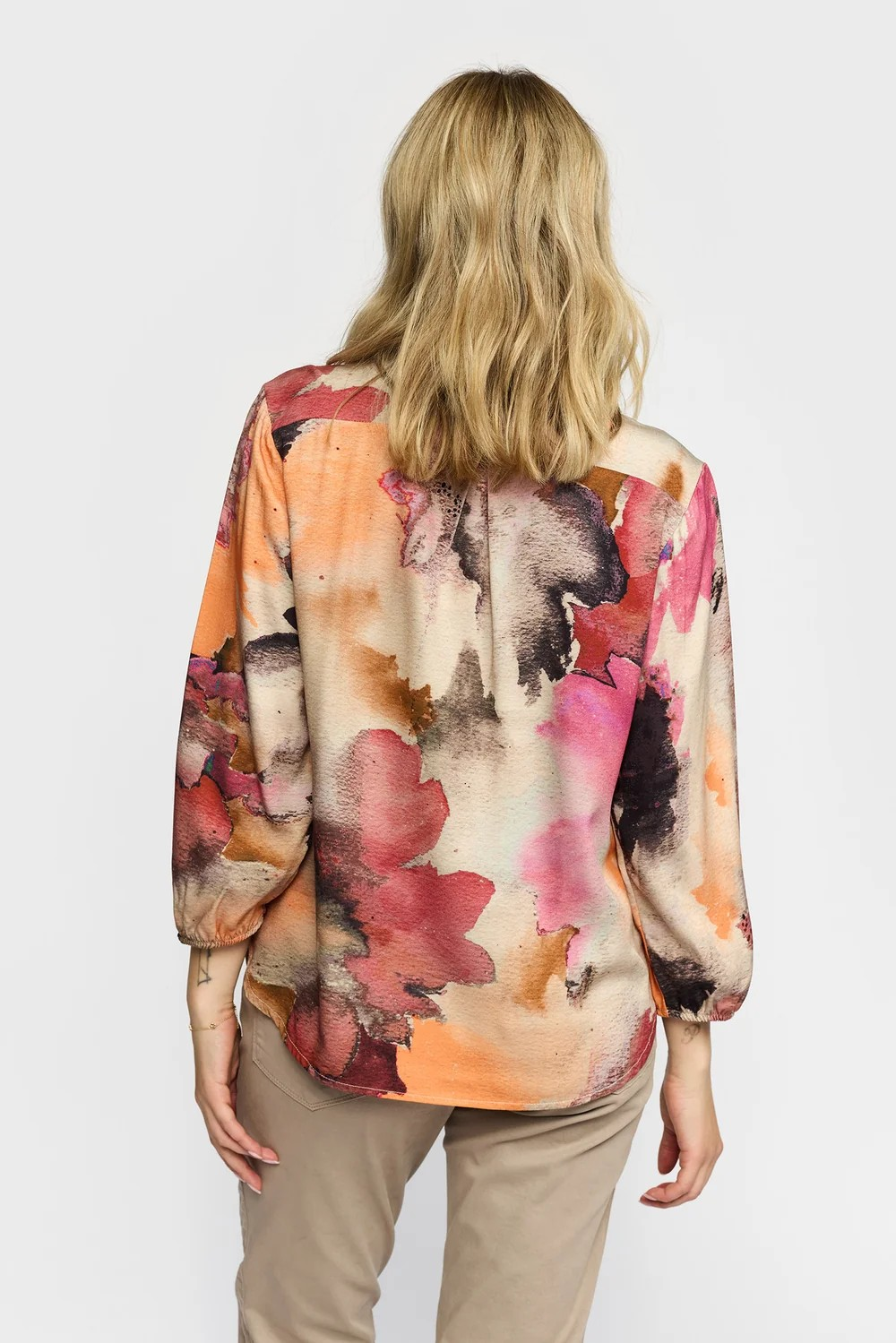 Elsa Blus - 2-Biz - 3