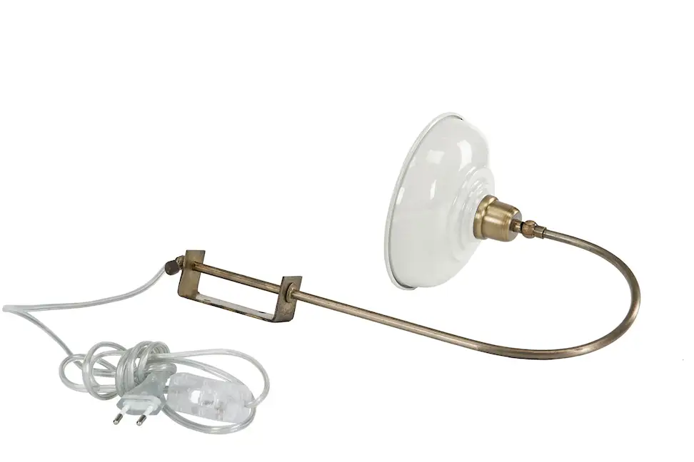 Vägglampa med Mässingsdetaljer Shell